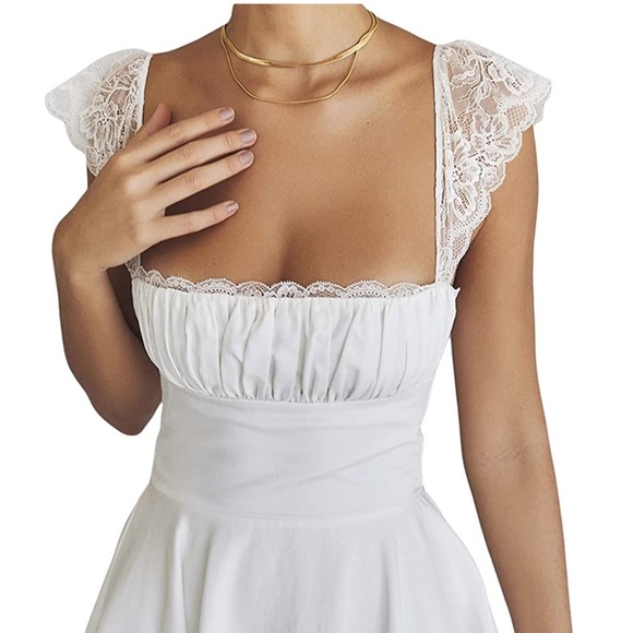 White mini dress lace detail reformation style - Picture 5 of 9